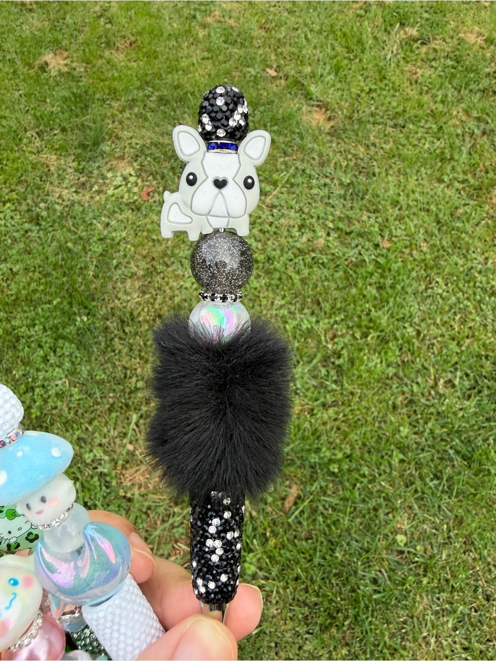 Black Pom-Pom frenchie pen